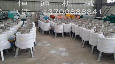 鄭州離心式濾油機(jī)設(shè)備很專業(yè)